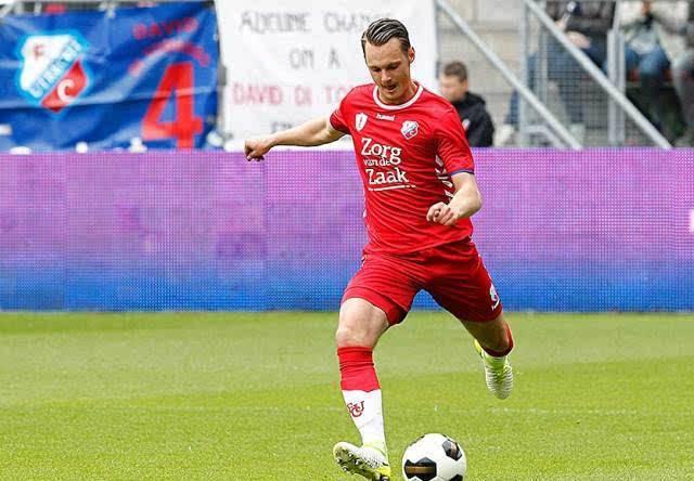 扮演着无可 扮演着无可