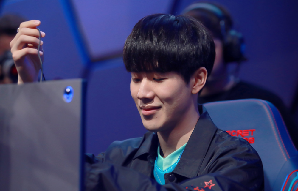 频繁更换球 频繁更换球